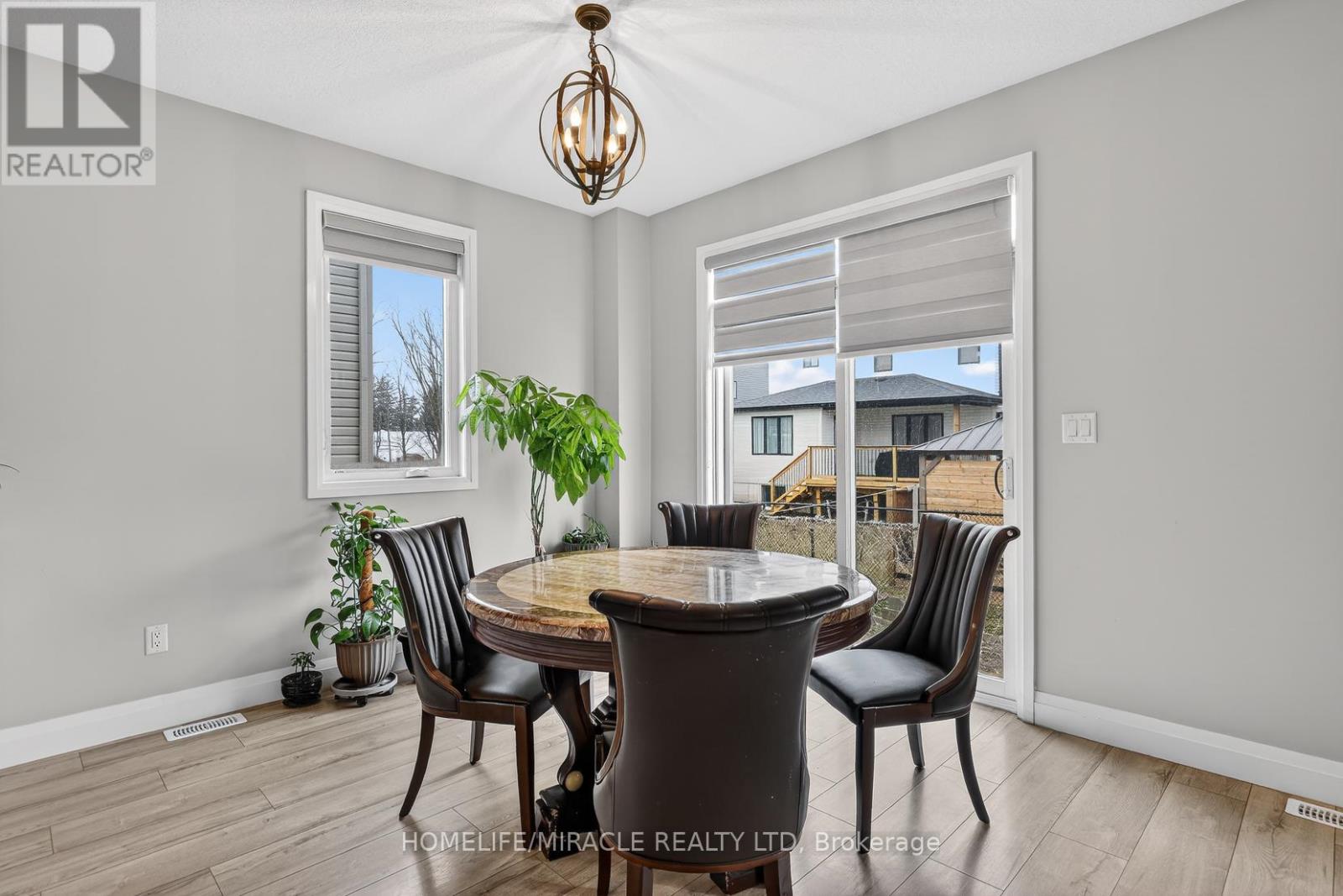 74 Cash Crescent, Ingersoll, Ontario  L9T 0K6 - Photo 11 - X12928328