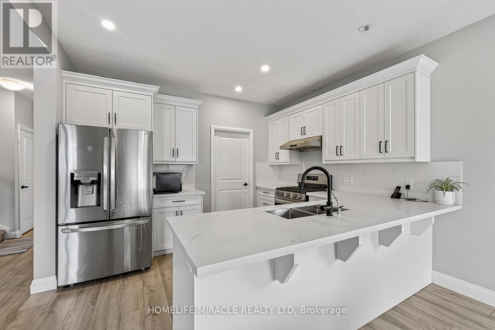 74 Cash Crescent, Ingersoll, Ontario  L9T 0K6 - Photo 20 - X12928328