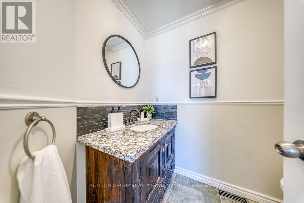 7205 Danton Promenade, Mississauga, Ontario  L5N 5C5 - Photo 17 - W12931738