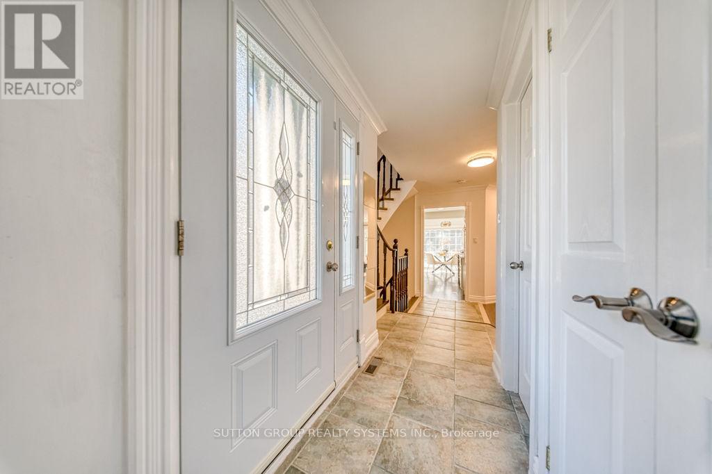 7205 Danton Promenade, Mississauga, Ontario  L5N 5C5 - Photo 5 - W12931738