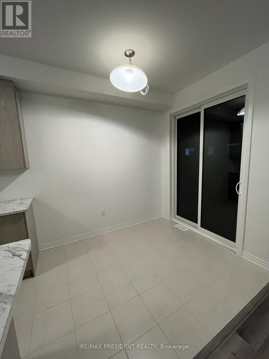 6 Keppel Circle, Brampton, Ontario  L7A 5K4 - Photo 5 - W12931742