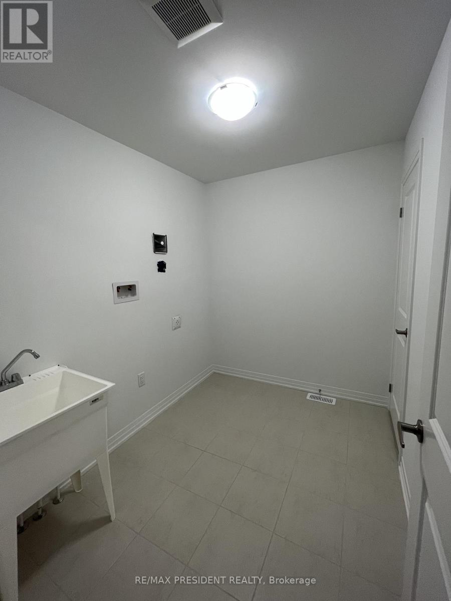 6 Keppel Circle, Brampton, Ontario  L7A 5K4 - Photo 7 - W12931742