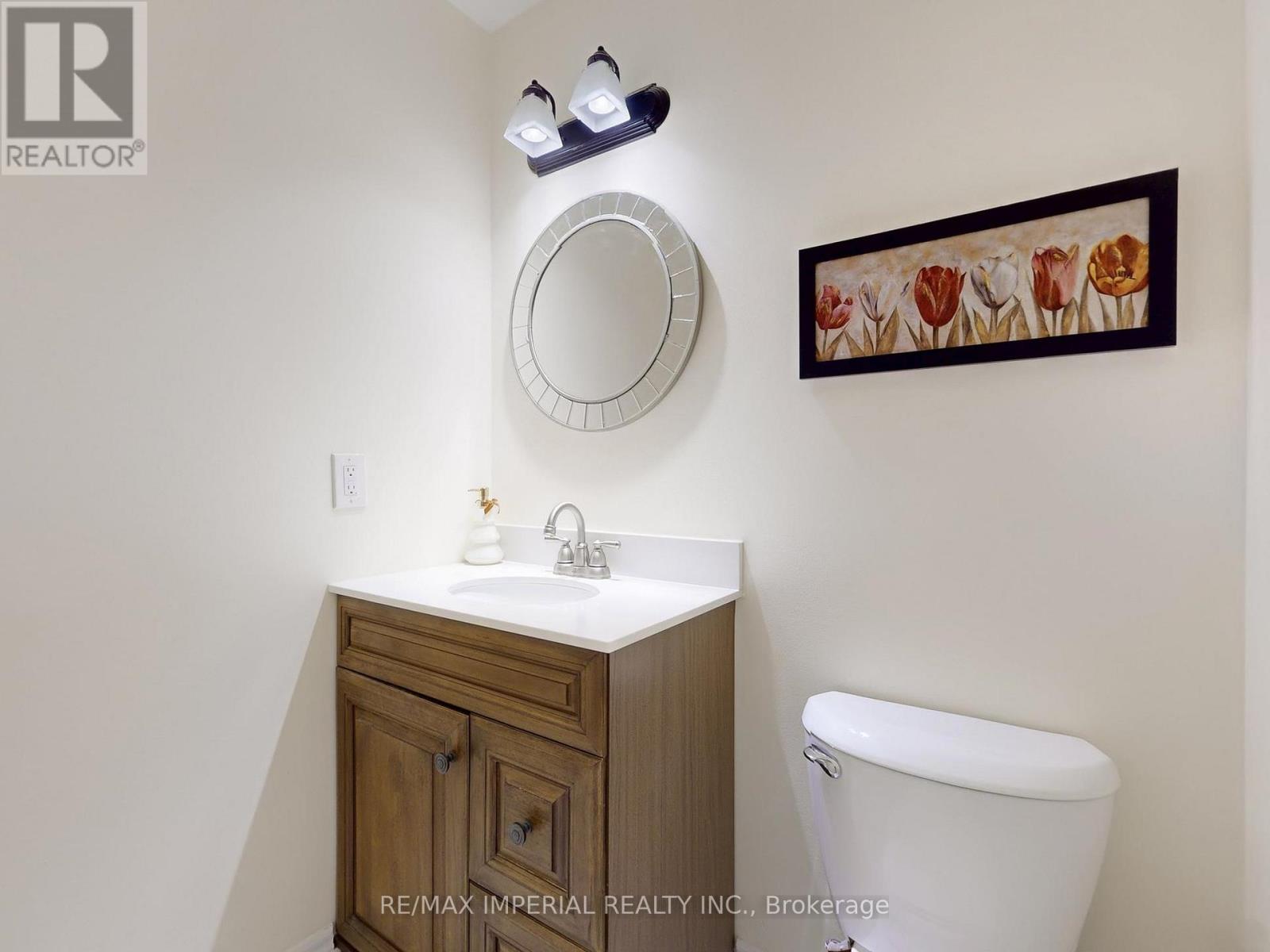 140 Romain Crescent, Oakville, Ontario  L6H 5A6 - Photo 14 - W12931746