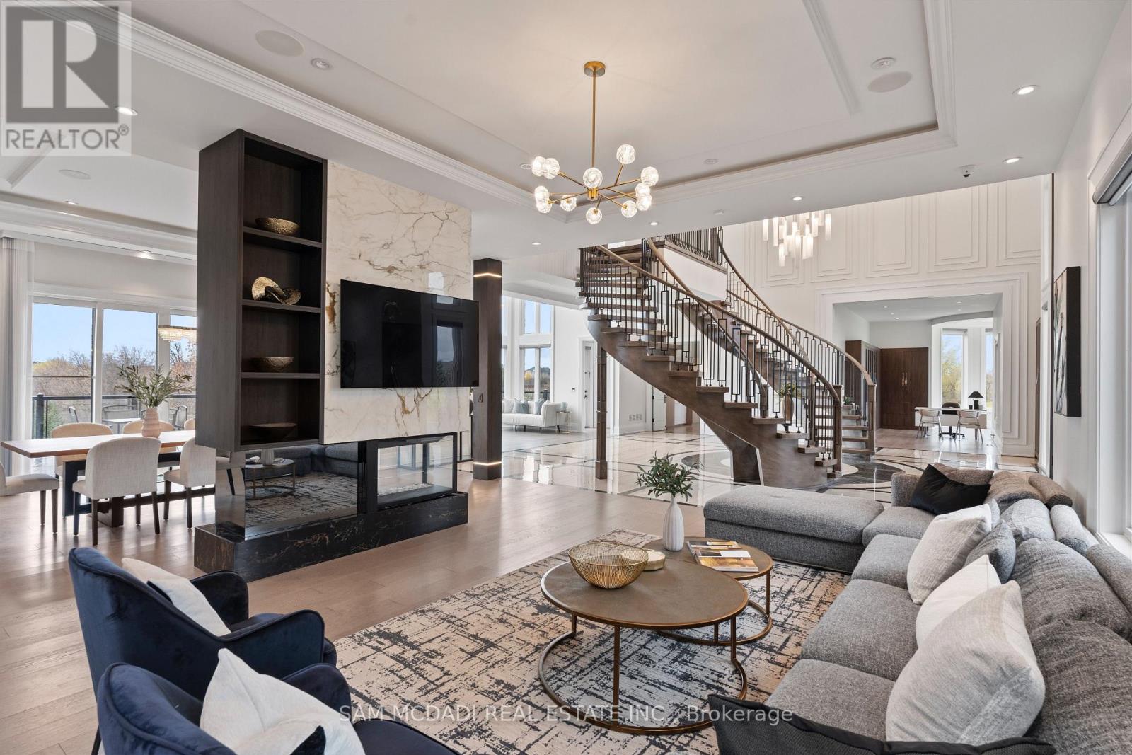 4 Saint Lukes Court, Brampton, Ontario  L6P 1K9 - Photo 11 - W12931760