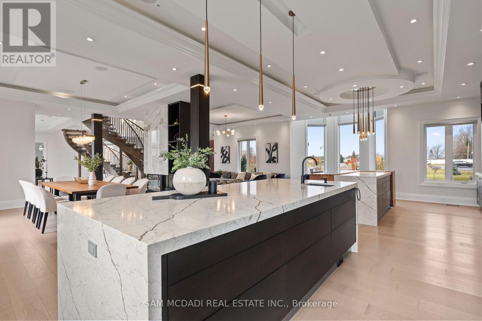 4 Saint Lukes Court, Brampton, Ontario  L6P 1K9 - Photo 15 - W12931760