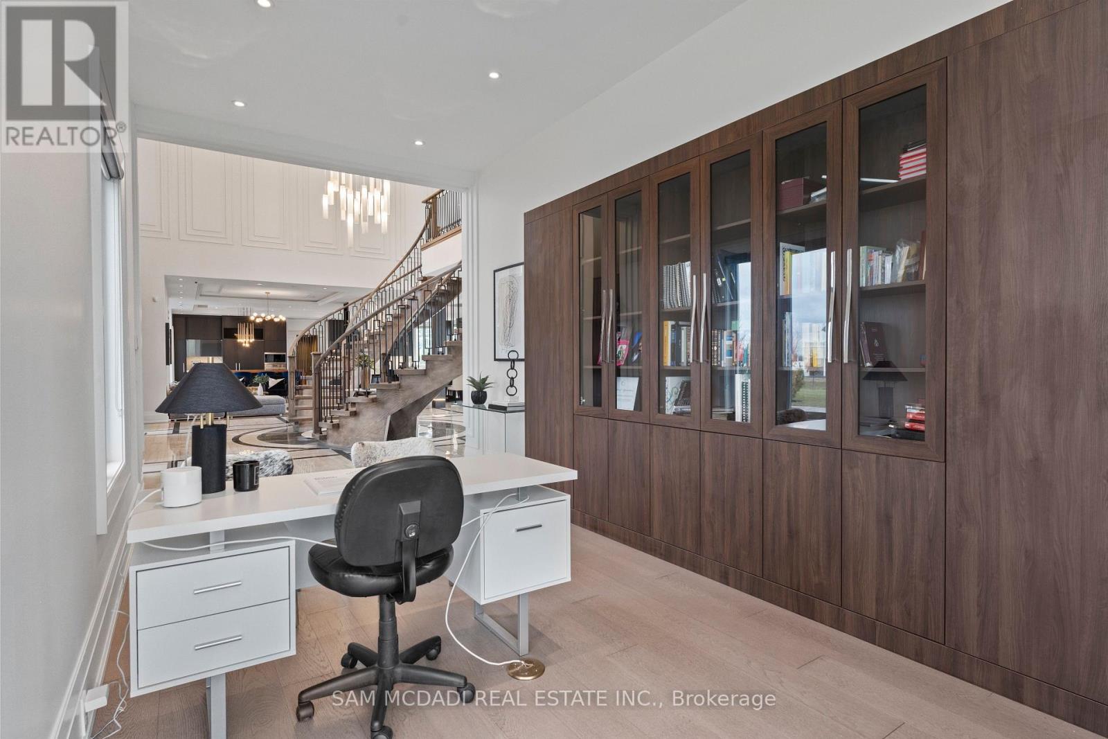 4 Saint Lukes Court, Brampton, Ontario  L6P 1K9 - Photo 18 - W12931760