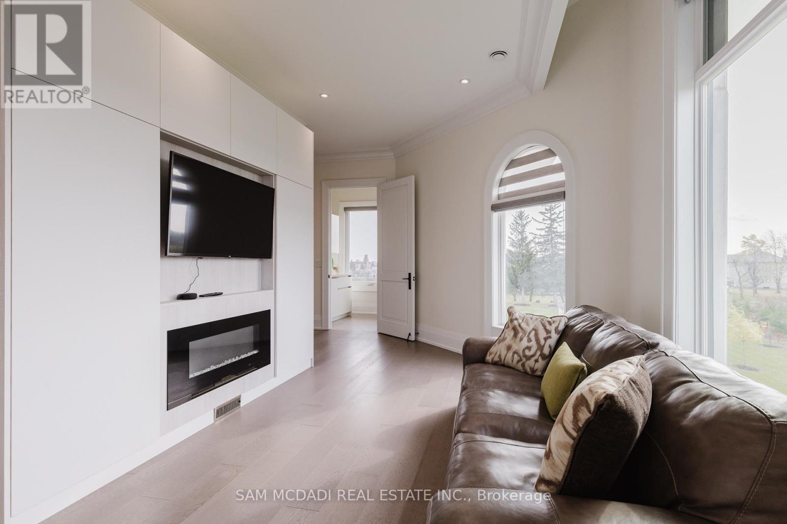 4 Saint Lukes Court, Brampton, Ontario  L6P 1K9 - Photo 24 - W12931760