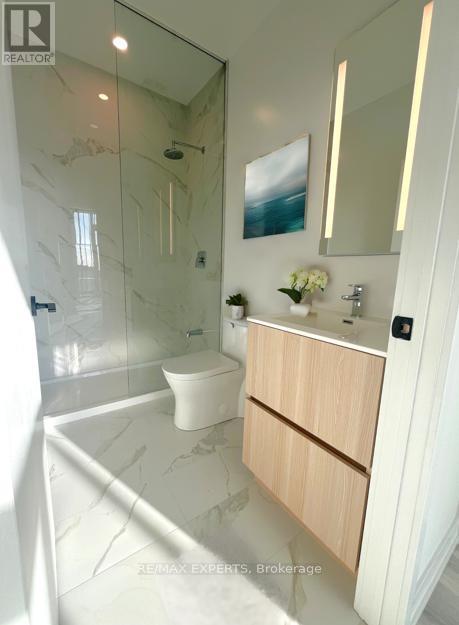 101 - 220 Missinnihe Way, Mississauga, Ontario  L5H 0A9 - Photo 16 - W12931796