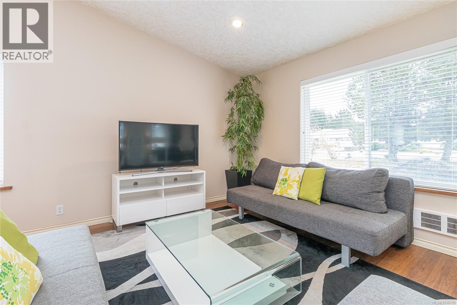 3043 Raymur Pl, Qualicum Beach, British Columbia  V9K 2N9 - Photo 15 - 1030118