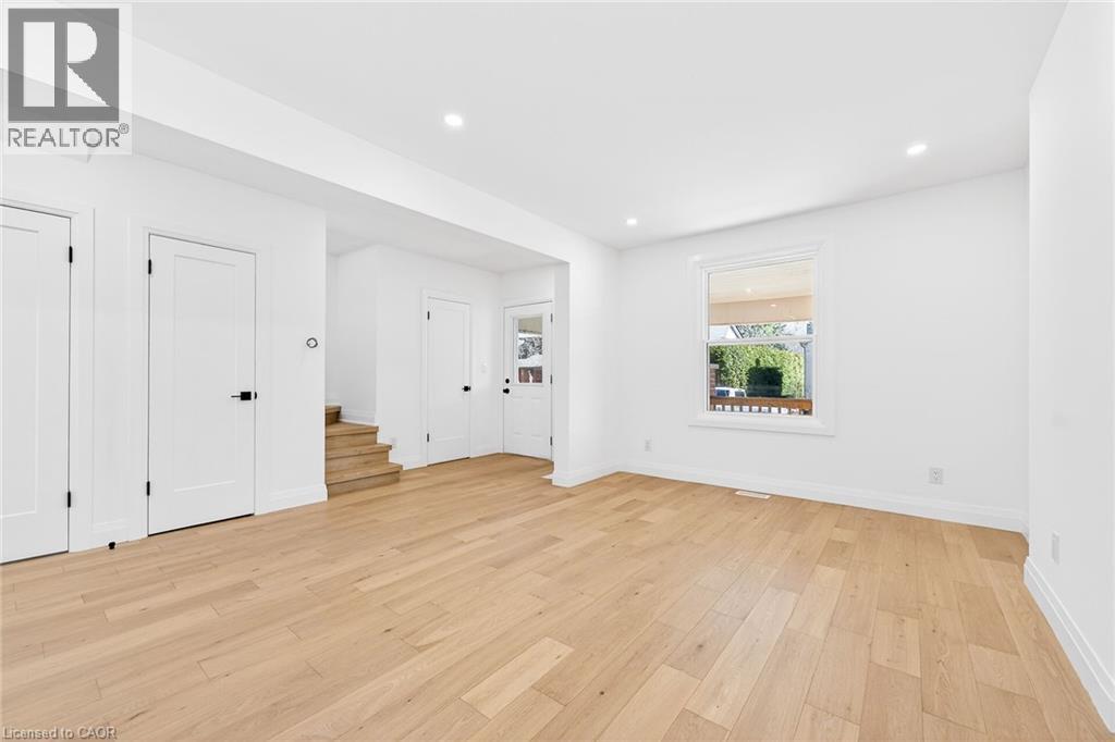 304 Park Street, Hamilton, Ontario  L9H 1Y9 - Photo 25 - 40815761