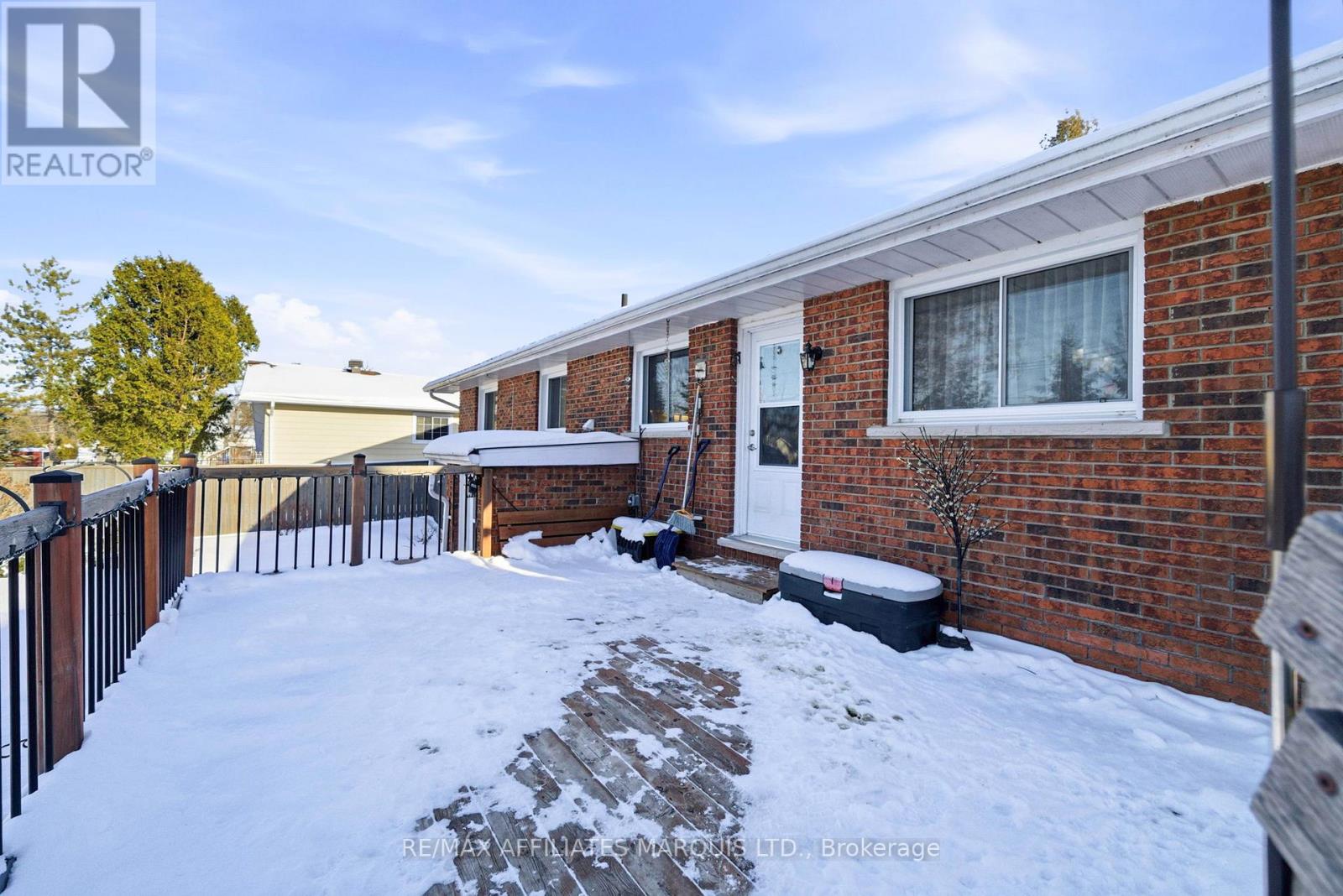 21 Spruce Street, South Stormont, Ontario  K0C 1M0 - Photo 38 - X12757530