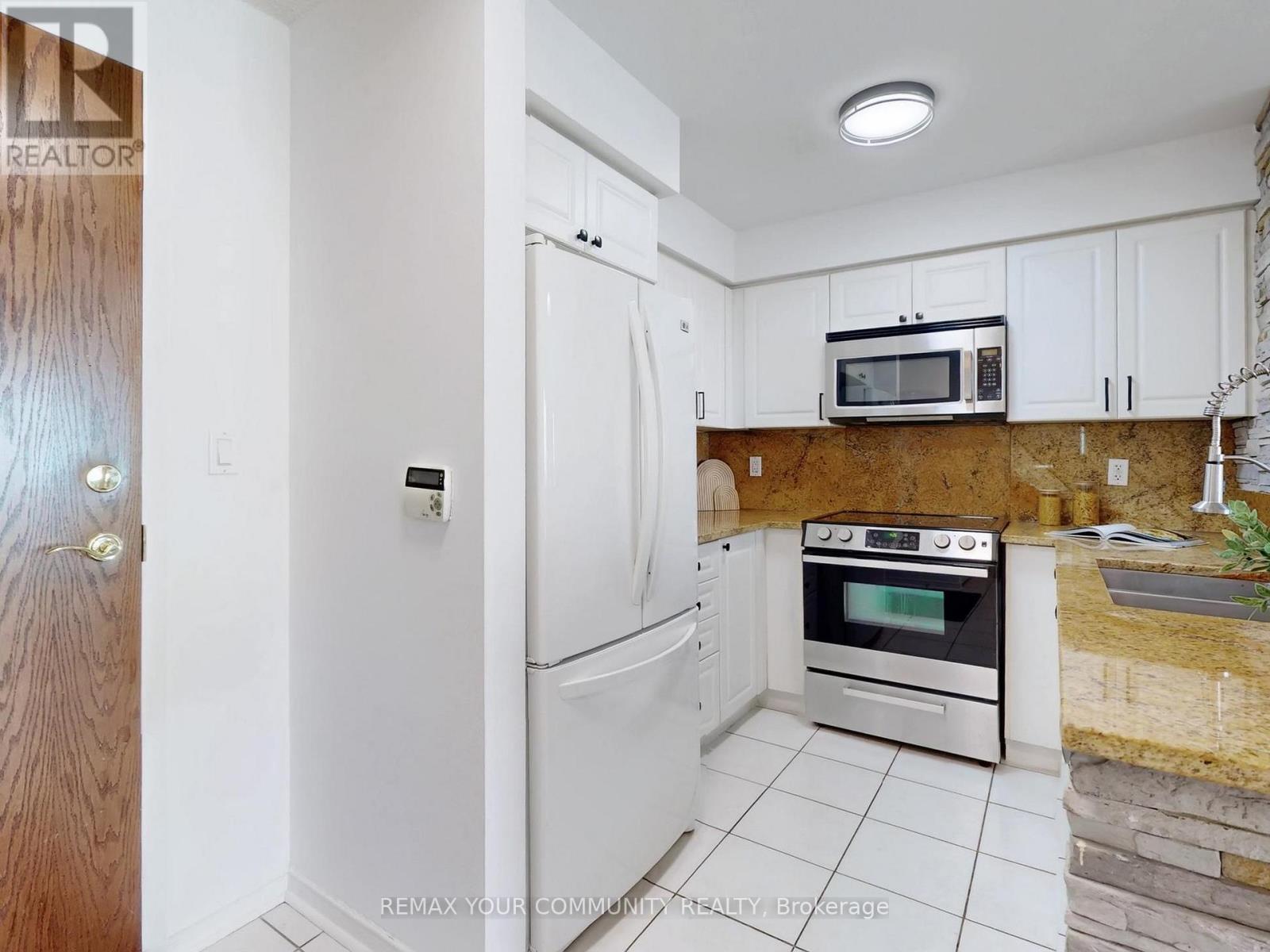 1002 - 7 Michael Power Place, Toronto, Ontario  M9A 0A4 - Photo 13 - W12925756