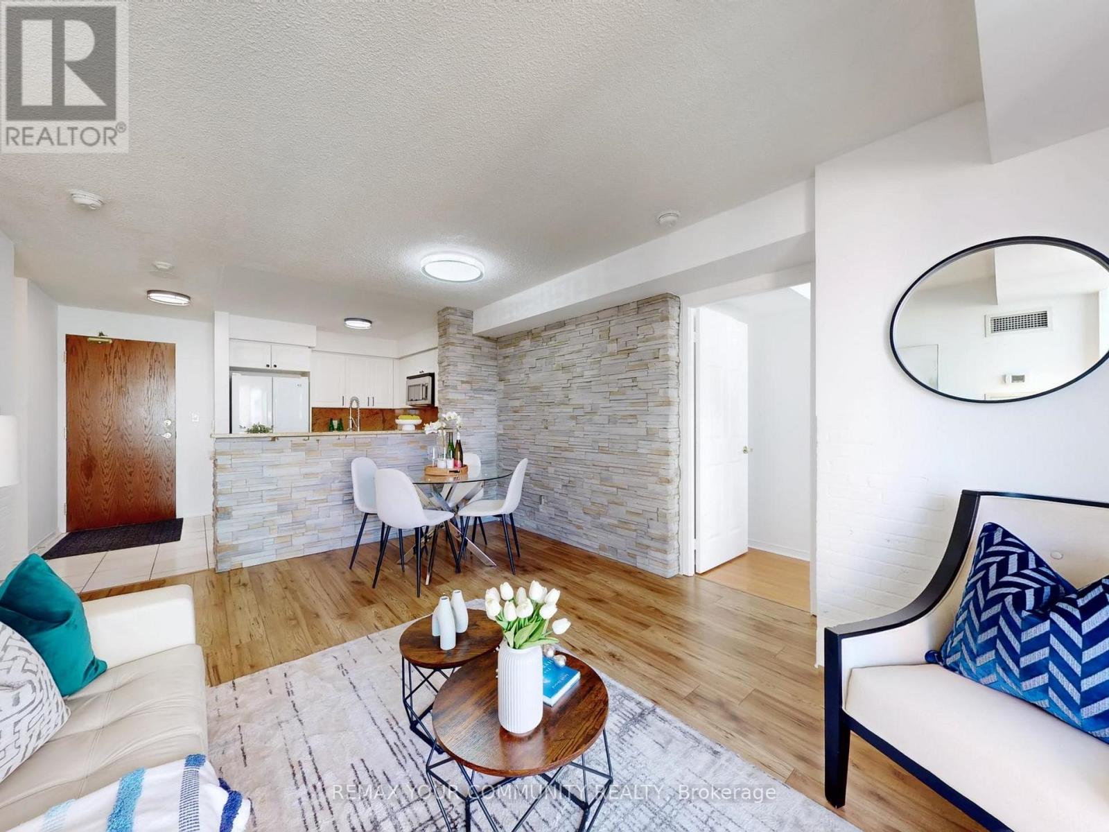 1002 - 7 Michael Power Place, Toronto, Ontario  M9A 0A4 - Photo 8 - W12925756