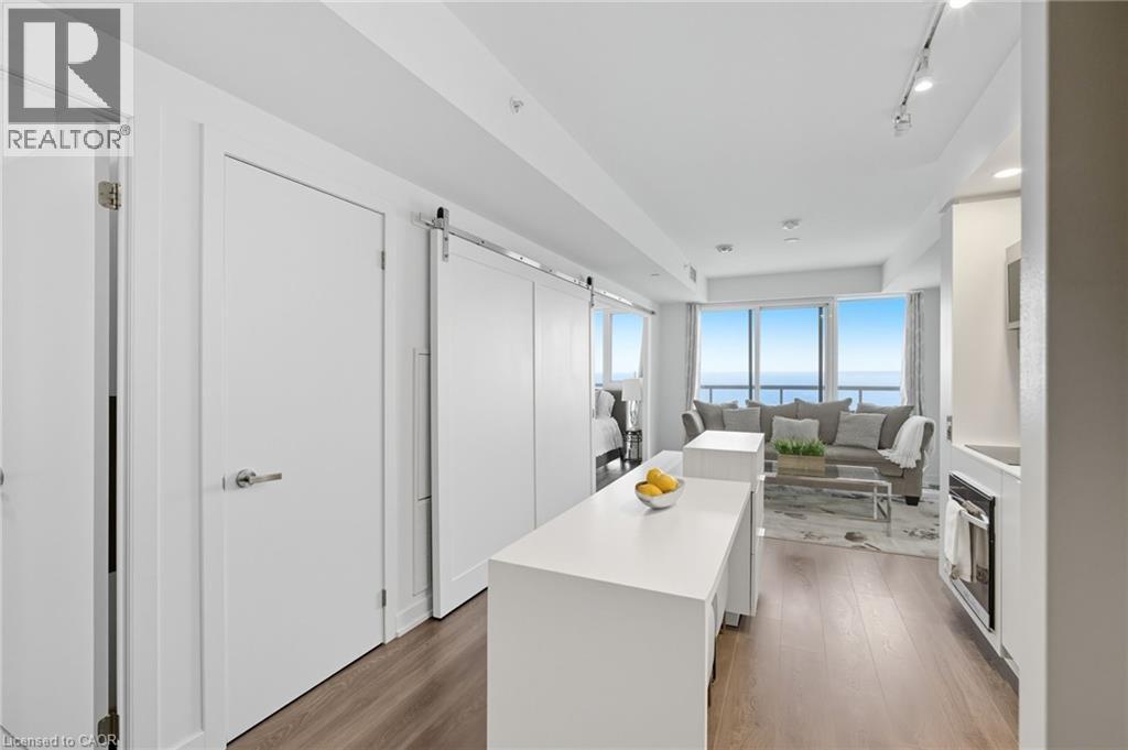 370 Martha Street Unit# 1805, Burlington, Ontario  L7R 0G9 - Photo 2 - 40803446