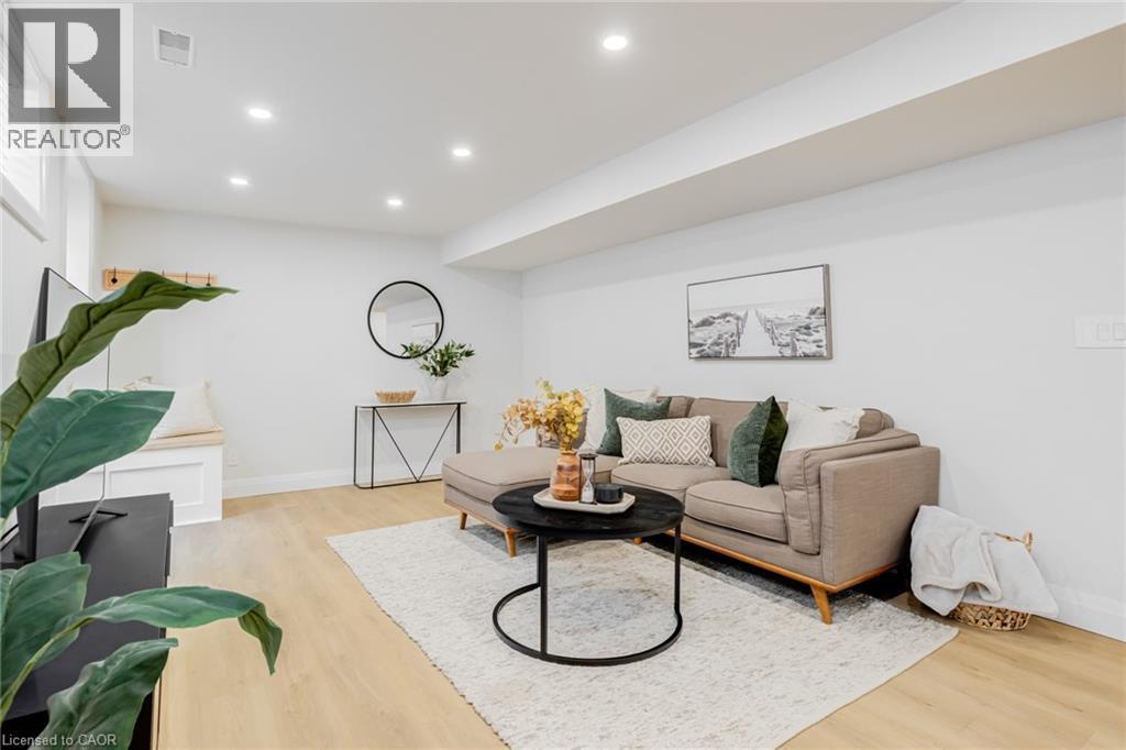 7 Carl Crescent, Waterdown, Ontario  L8B 0G5 - Photo 32 - 40804060