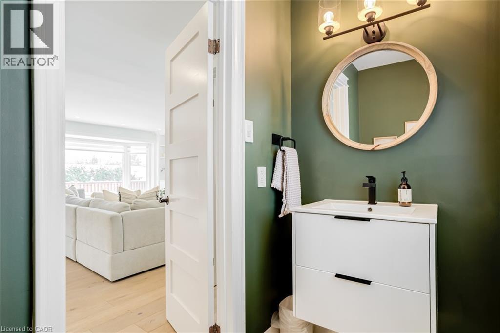 7 Carl Crescent, Waterdown, Ontario  L8B 0G5 - Photo 15 - 40804060