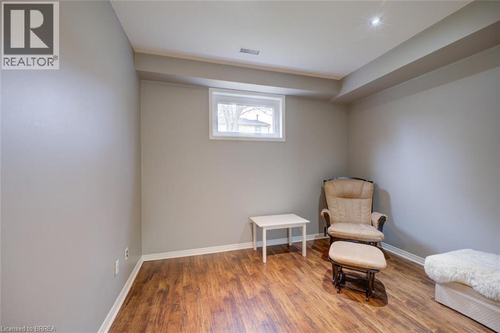31 Coxwell Crescent, Brantford, Ontario  N3P 1P5 - Photo 32 - 40806429