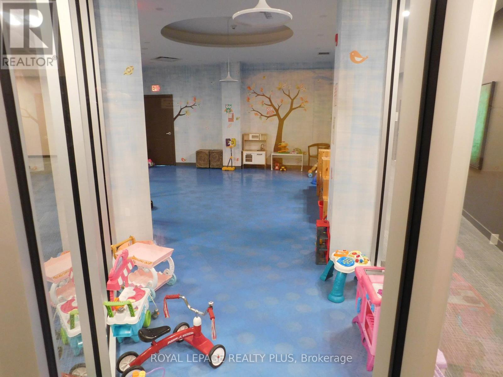 2005 - 2240 Lakeshore Boulevard W, Toronto, Ontario  M8V 0B1 - Photo 26 - W12809902