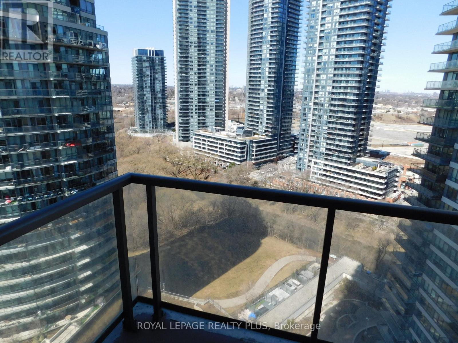 2005 - 2240 Lakeshore Boulevard W, Toronto, Ontario  M8V 0B1 - Photo 22 - W12809902