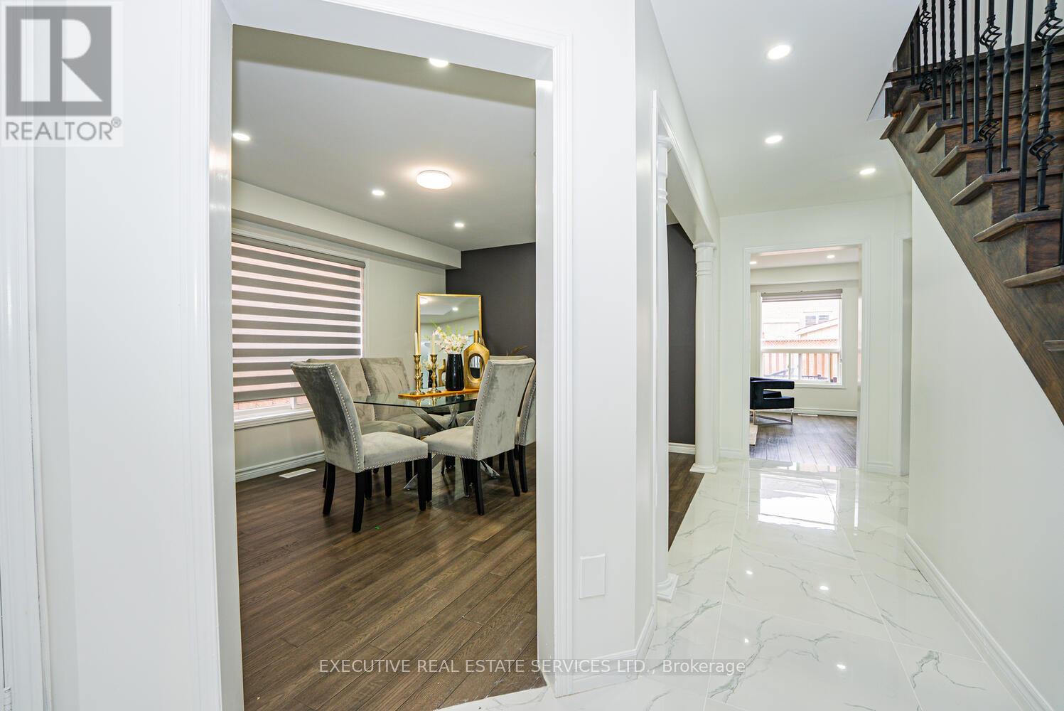 43 River Rock Crescent, Brampton, Ontario  L7A 2V2 - Photo 10 - W12928656