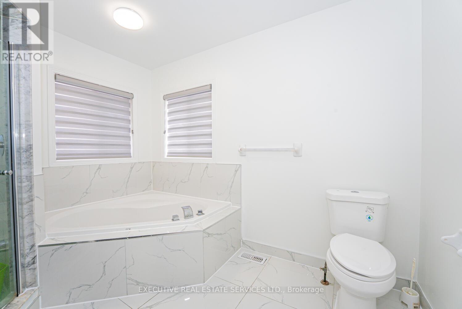 43 River Rock Crescent, Brampton, Ontario  L7A 2V2 - Photo 26 - W12928656