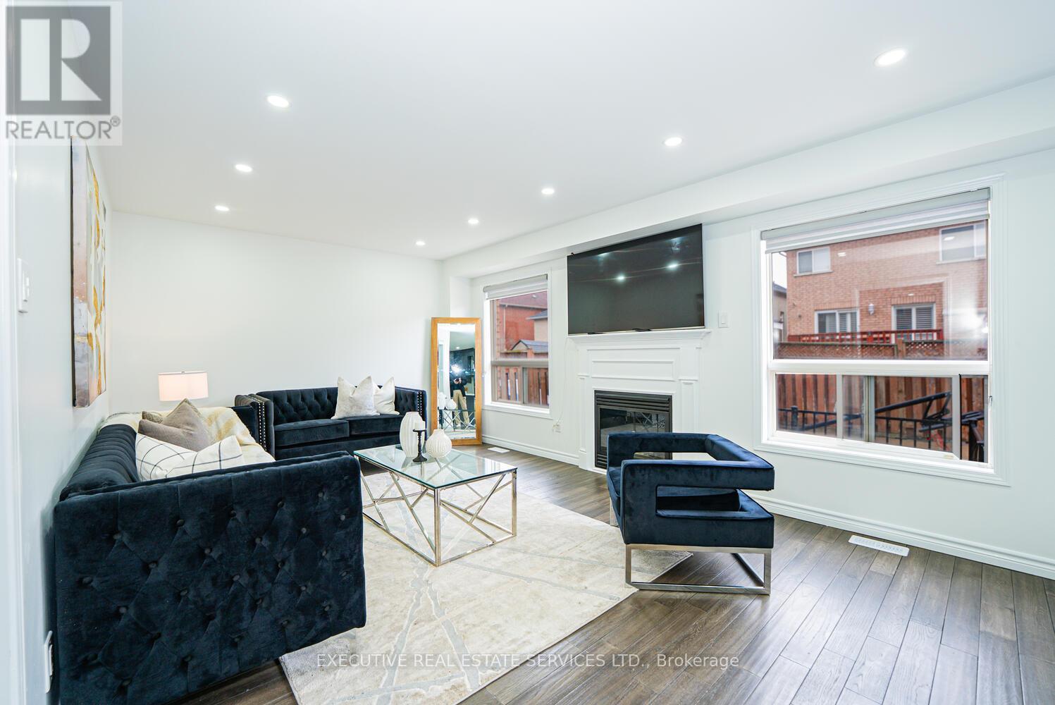 43 River Rock Crescent, Brampton, Ontario  L7A 2V2 - Photo 13 - W12928656