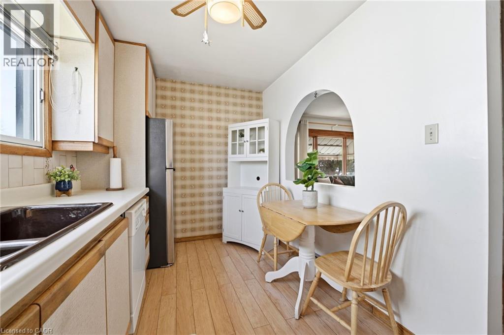 39 Eastwood Street, Hamilton, Ontario  L8H 6R6 - Photo 12 - 40815747