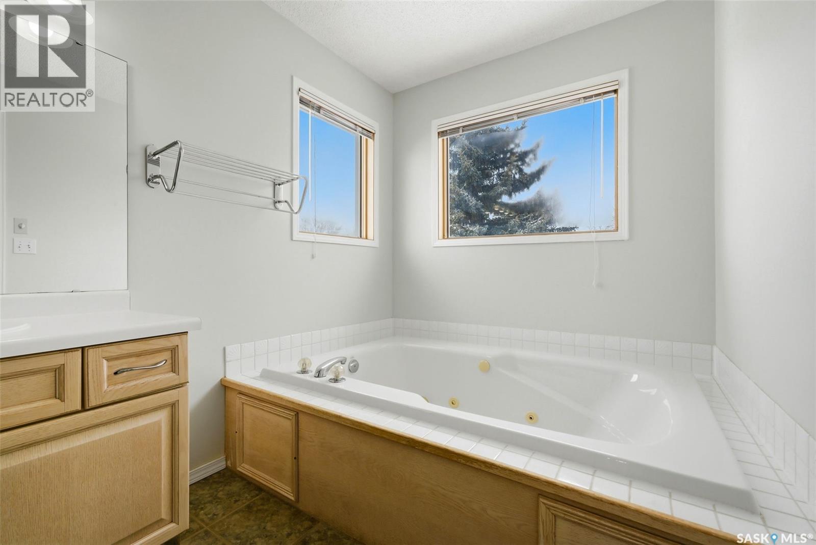 3808 Arbor Grove Drive, Regina, Saskatchewan  S4V 2S6 - Photo 26 - SK031425