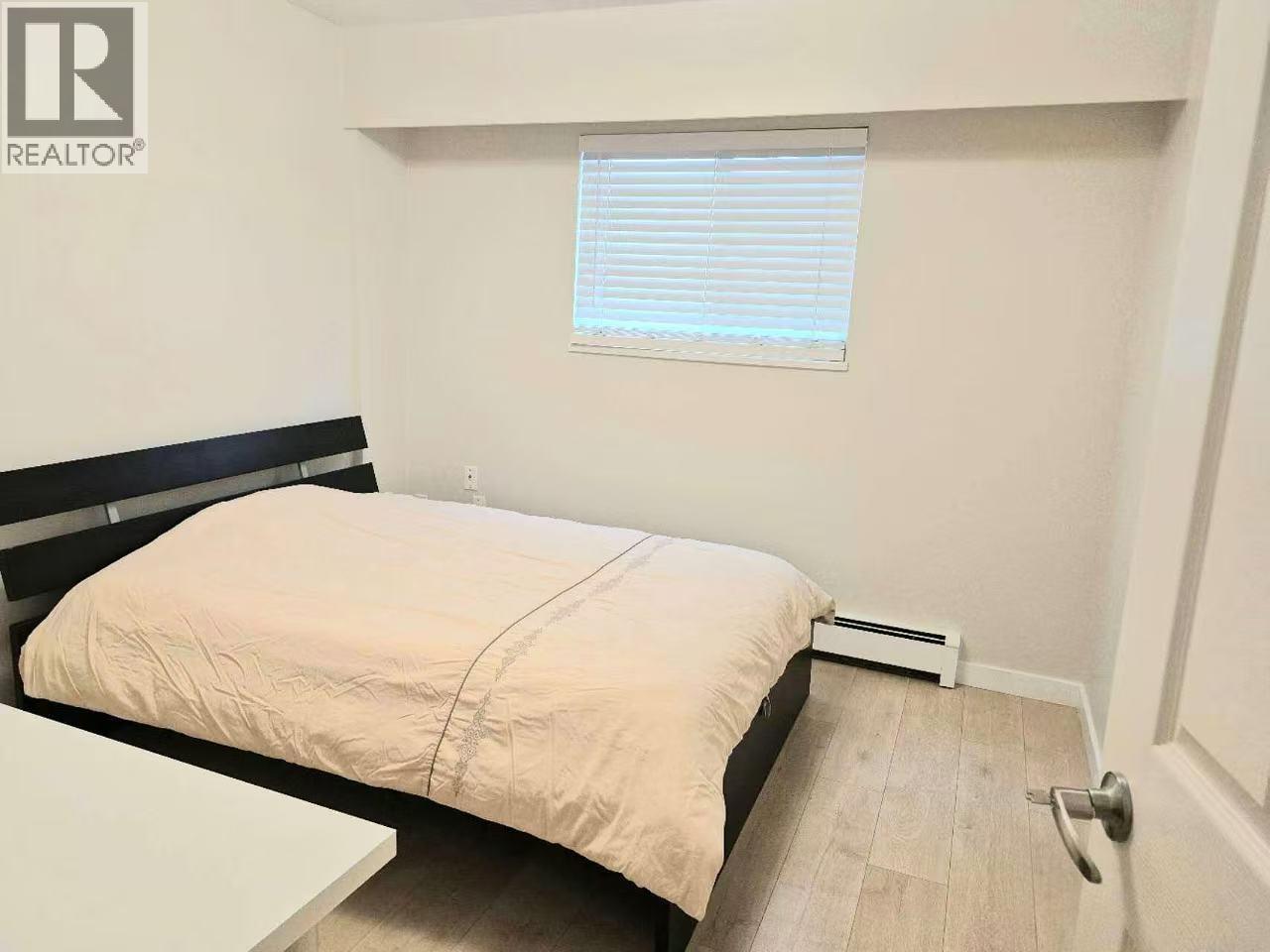 3850 Fir Street, Burnaby, British Columbia V5G 2A7 - Photo 9 - R3104504