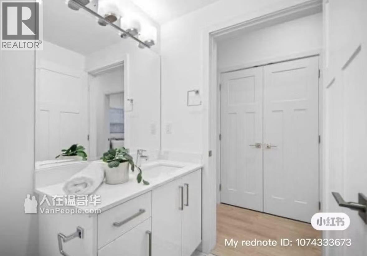 4793 Slocan St, Vancouver, British Columbia V5R 2A2 - Photo 1 - R3104506