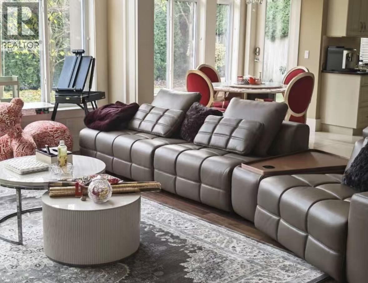 7460 Chelsea Rd, Richmond, British Columbia  V7C 3S8 - Photo 3 - R3104509