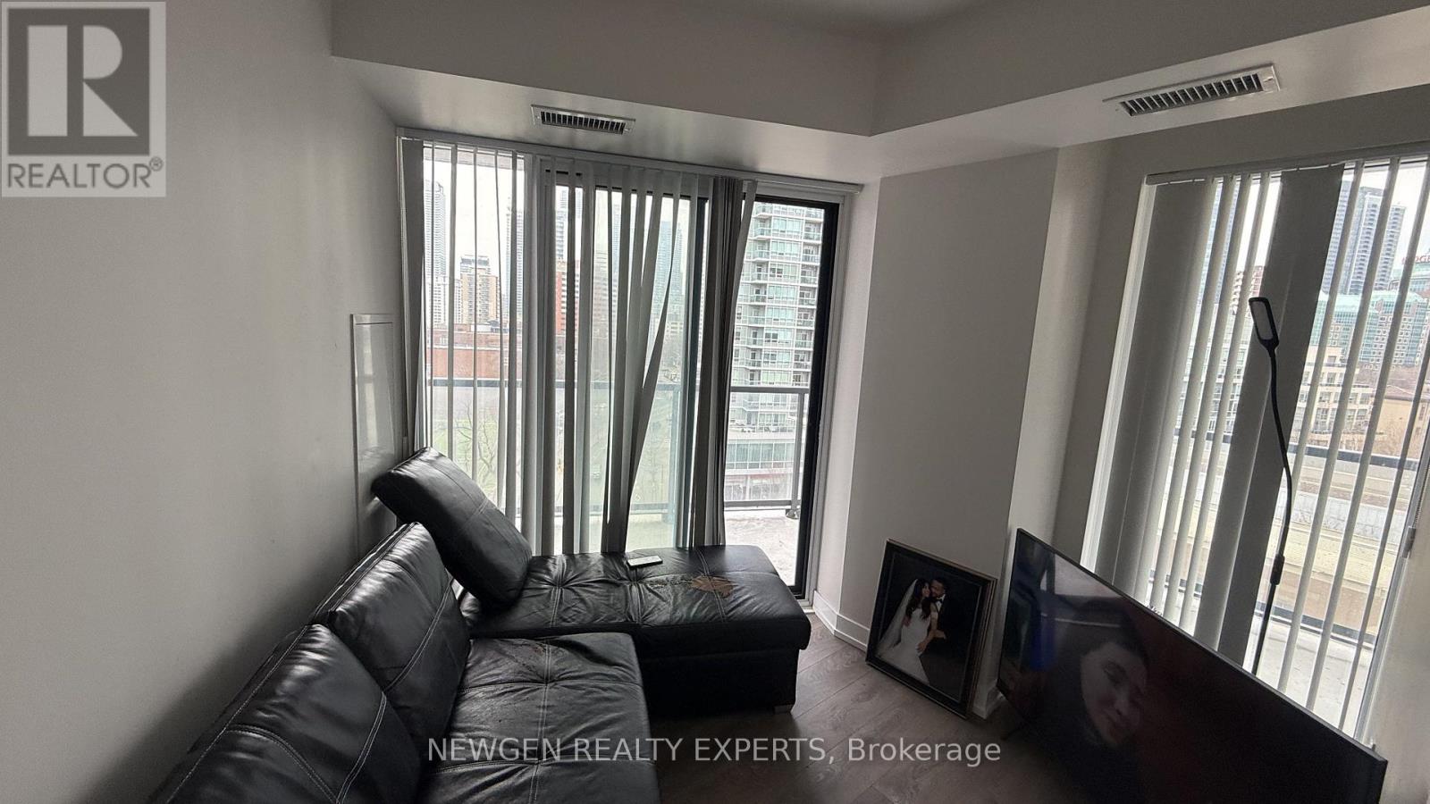 609 - 159 Wellesley Street E, Toronto, Ontario  M4Y 0H5 - Photo 11 - C12931814