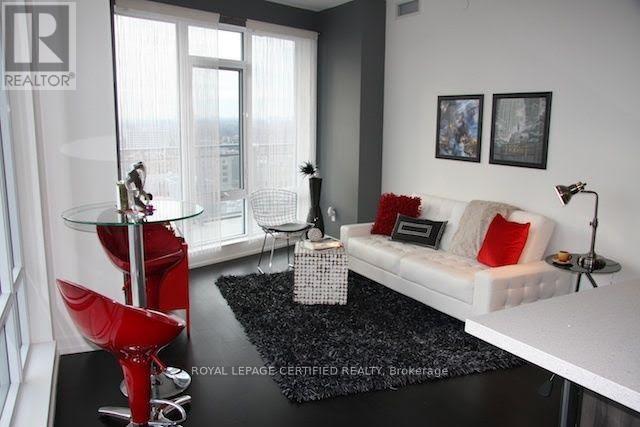 2111 - 21 Widmer Street, Toronto, Ontario  M5V 2E8 - Photo 7 - C12931820