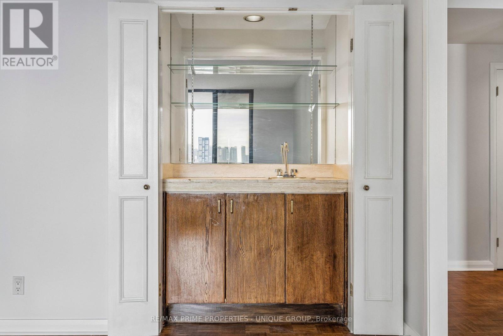 805 - 55 Prince Arthur Avenue, Toronto, Ontario  M5R 1B3 - Photo 14 - C12931826