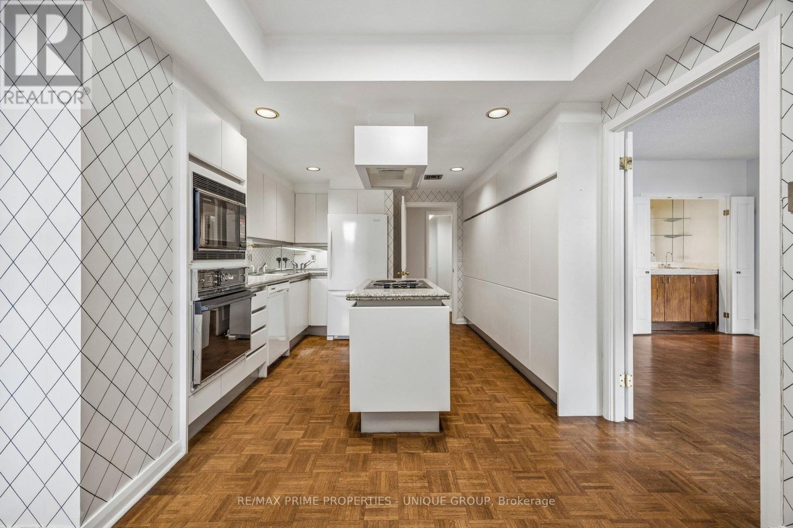 805 - 55 Prince Arthur Avenue, Toronto, Ontario  M5R 1B3 - Photo 20 - C12931826