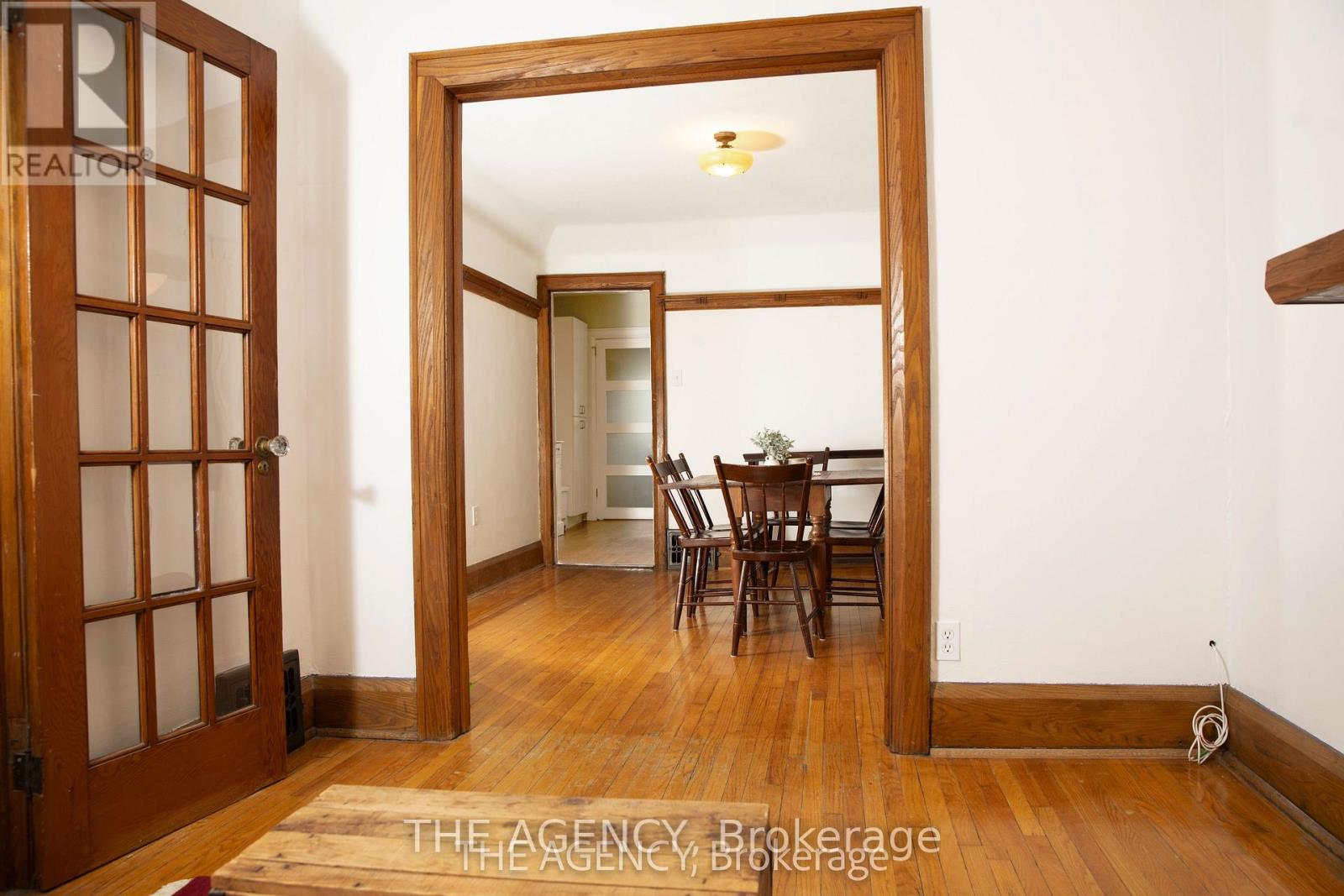 30 Falwyn Avenue, Toronto, Ontario  M6C 1K6 - Photo 14 - C12931792