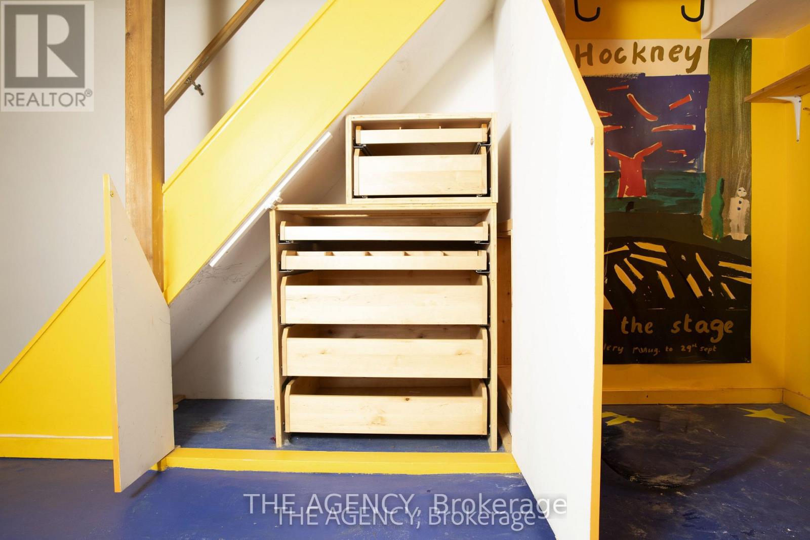 30 Falwyn Avenue, Toronto, Ontario  M6C 1K6 - Photo 36 - C12931792