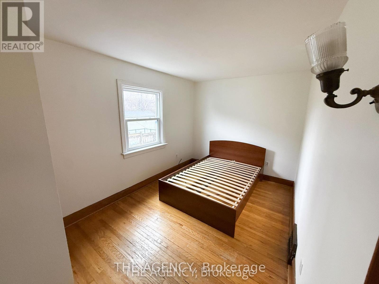 30 Falwyn Avenue, Toronto, Ontario  M6C 1K6 - Photo 7 - C12931792