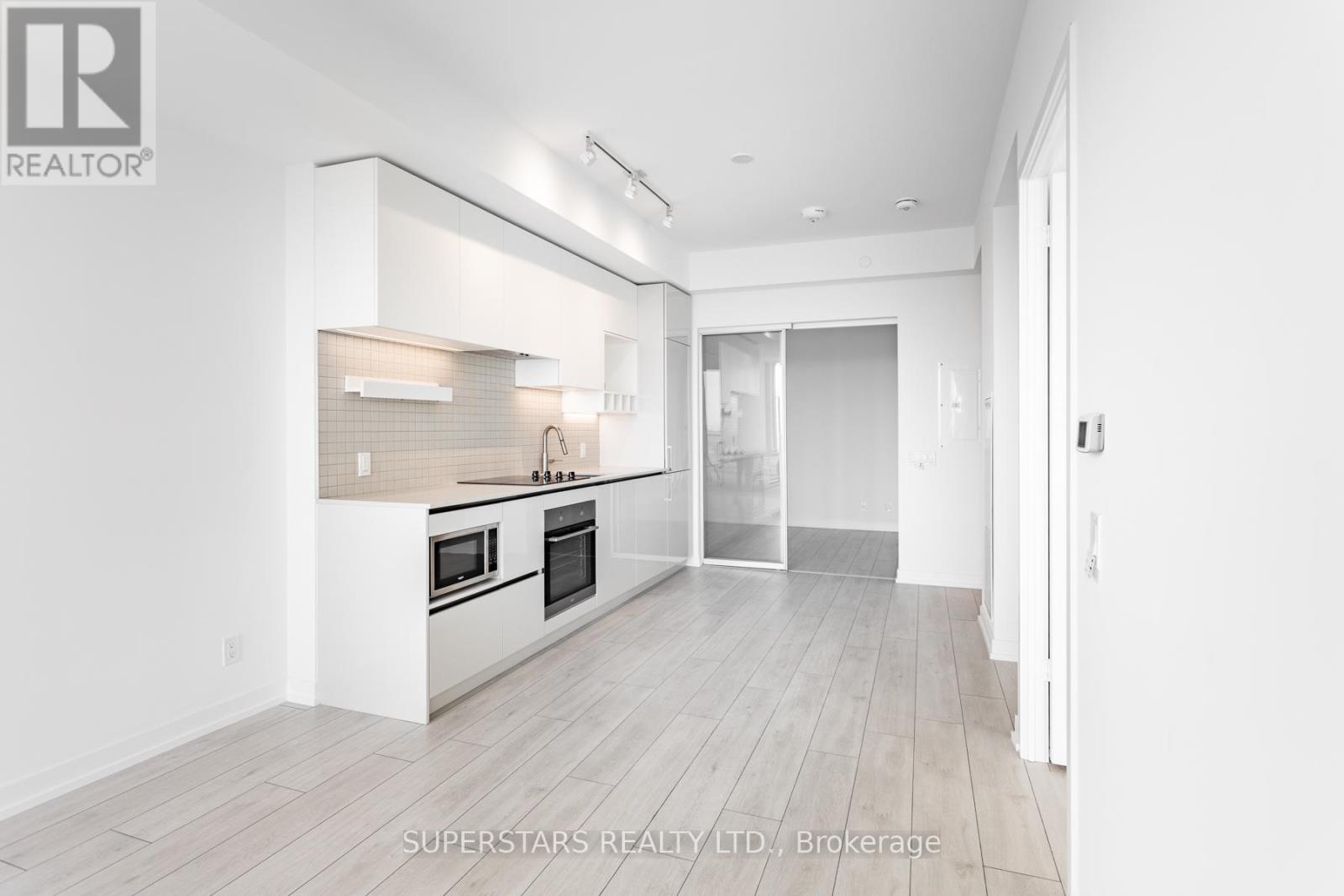 4505 - 5 Buttermill Avenue, Vaughan, Ontario  L4K 0J5 - Photo 8 - N12931860