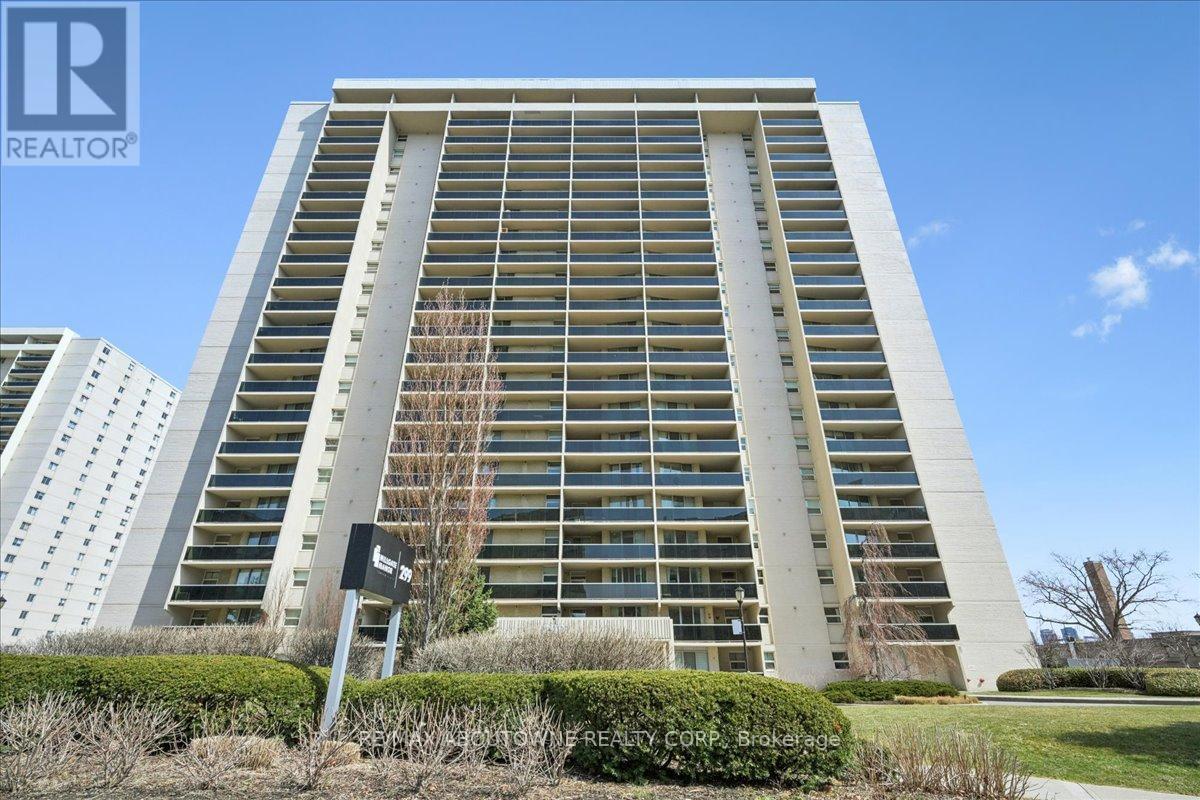 1801 - 299 Mill Road, Toronto, Ontario  M9C 4V9 - Photo 2 - W12931810