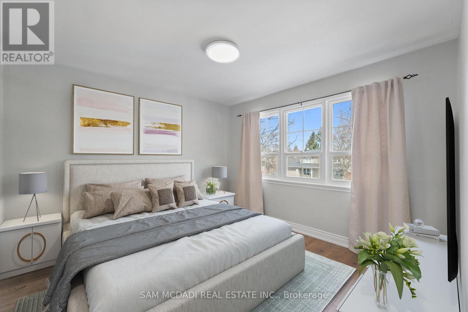 2032 Shannon Drive, Mississauga (Sheridan), Ontario  L5H 3W3 - Photo 35 - W12931838