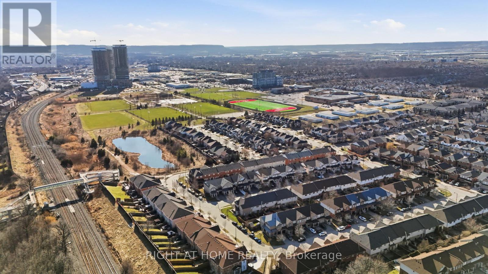 111 Gollins Drive, Milton (De Dempsey), Ontario  L9T 6J9 - Photo 39 - W12931858