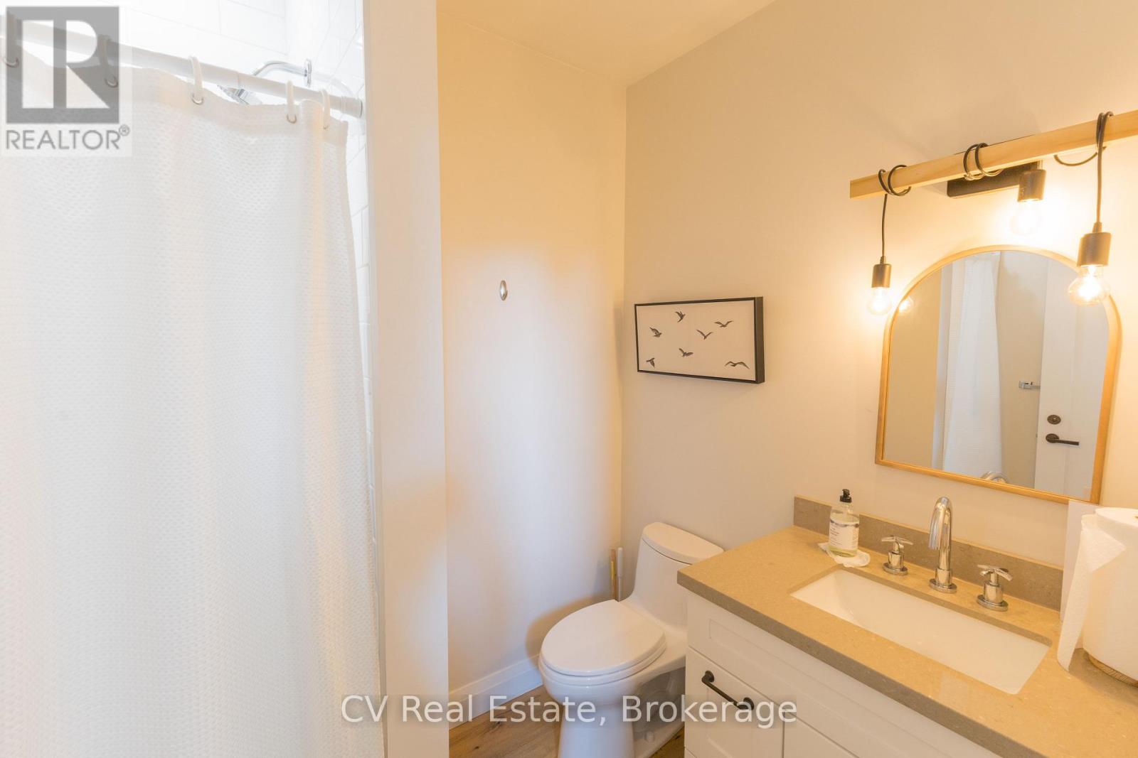 10 Brunel Road, Huntsville, Ontario  P1H 2A9 - Photo 13 - X12861936