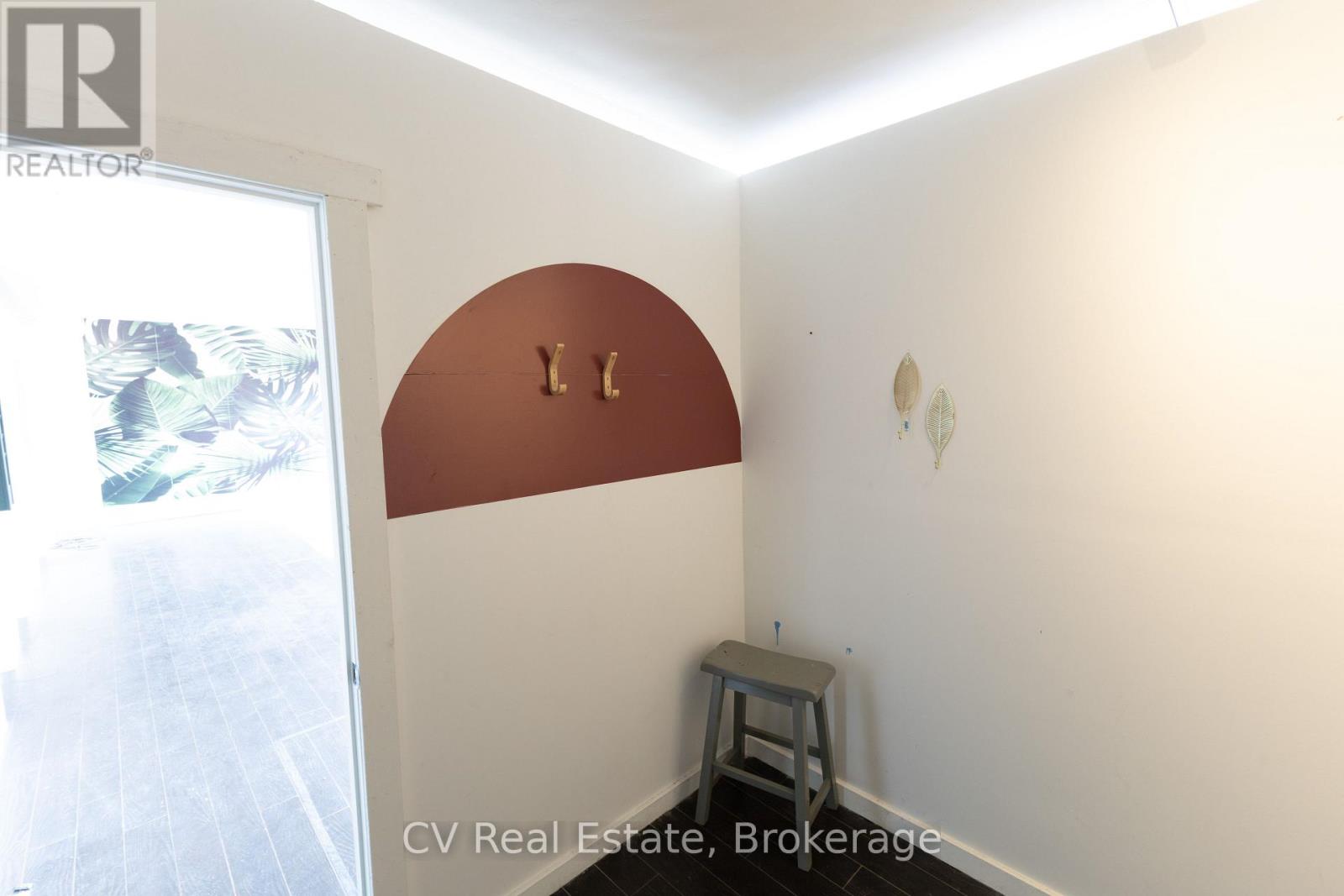 10 Brunel Road, Huntsville, Ontario  P1H 2A9 - Photo 34 - X12861936