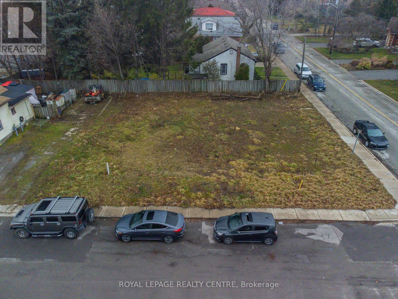 4 Thorpe Street, Hamilton, Ontario  L9H 1K3 - Photo 7 - X12931864