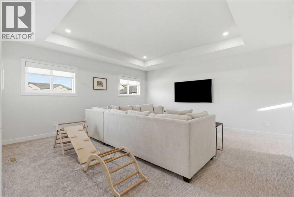 42 Creekside Avenue SW, Calgary, Alberta  T2X 4A9 - Photo 26 - A2285114