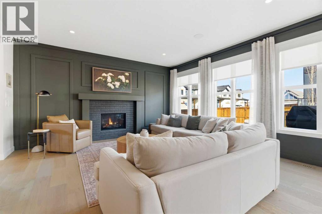 42 Creekside Avenue SW, Calgary, Alberta  T2X 4A9 - Photo 4 - A2285114