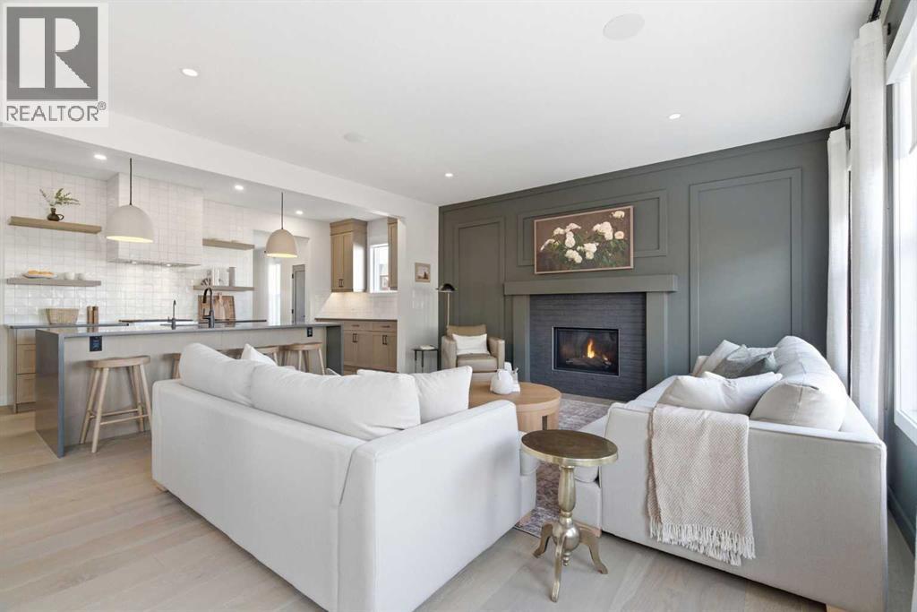 42 Creekside Avenue SW, Calgary, Alberta  T2X 4A9 - Photo 8 - A2285114