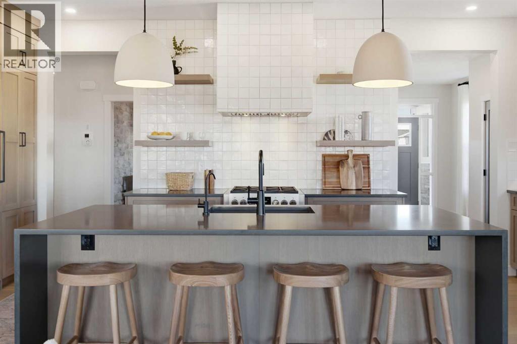 42 Creekside Avenue SW, Calgary, Alberta  T2X 4A9 - Photo 11 - A2285114