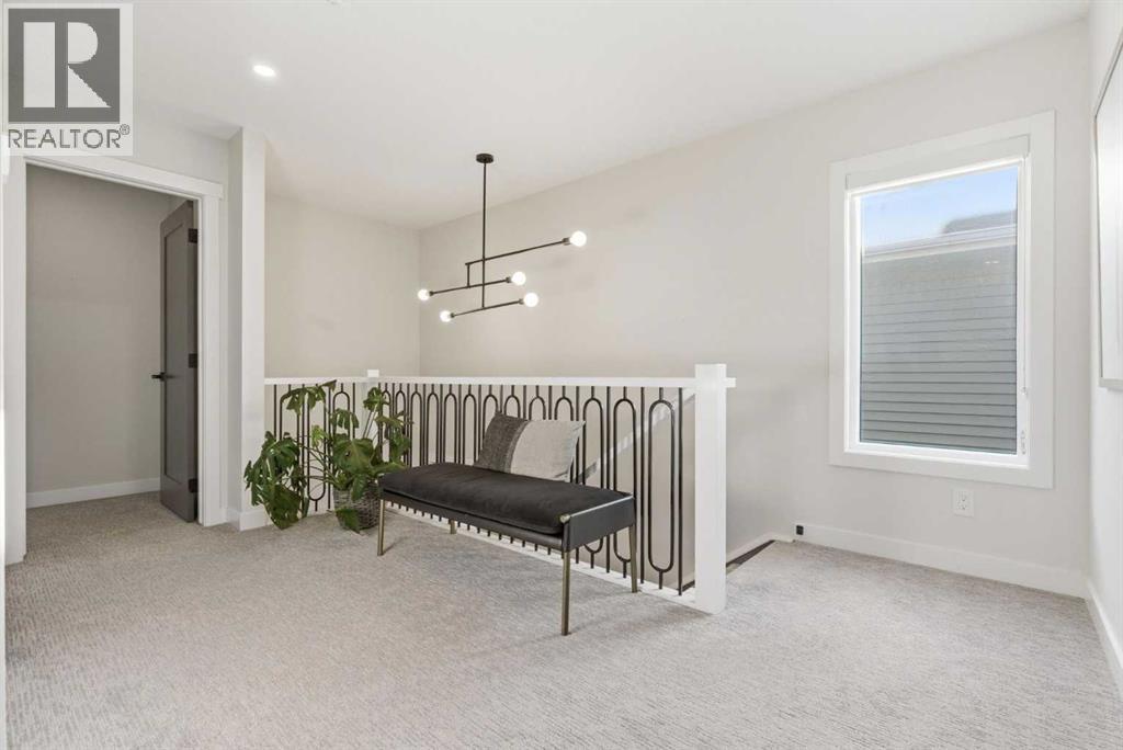 42 Creekside Avenue SW, Calgary, Alberta  T2X 4A9 - Photo 25 - A2285114